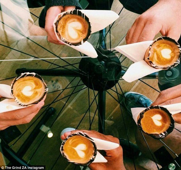 The Coffeeinacone: What is this choco-caffeinated trend on Instagram? - Café Liégeois Canada Inc.