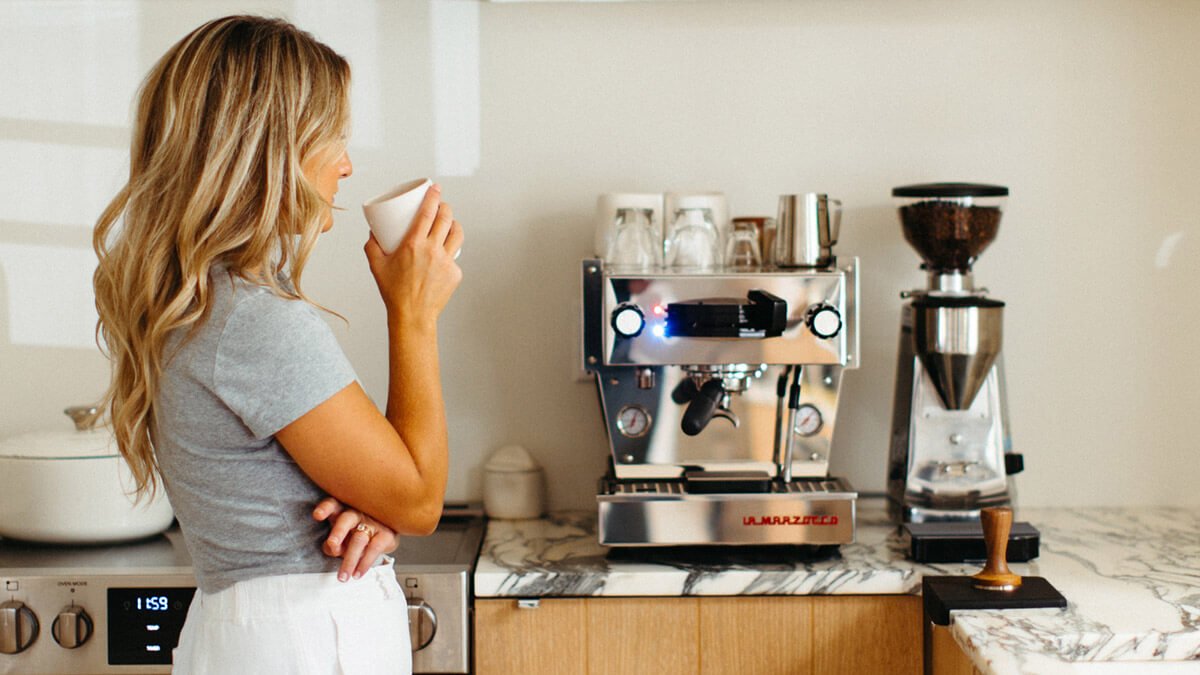 La Marzocco - Connected Scale Acaia Brew - by - weight - Café Liégeois