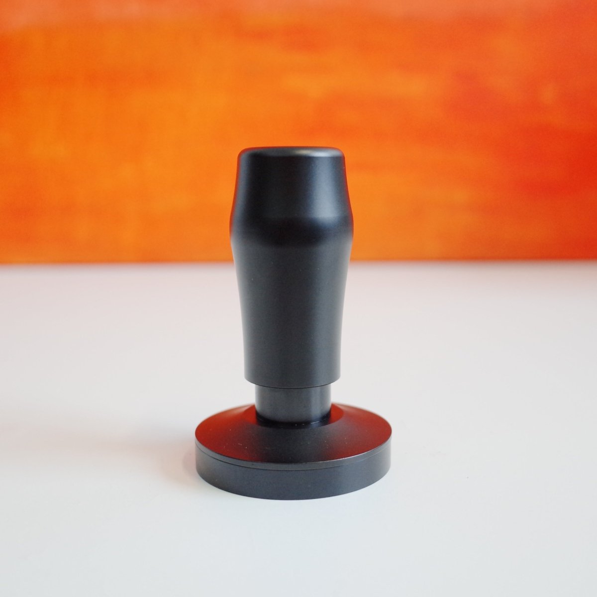 Minimalist black precision Calibrated Tamper – 58mm - Café Liégeois Canada Inc.